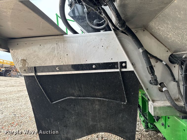 image for item YA0526 2025 John Deere 800R spreader