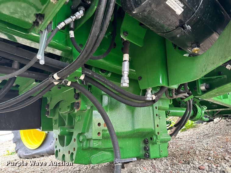 image for item YA0526 2025 John Deere 800R spreader