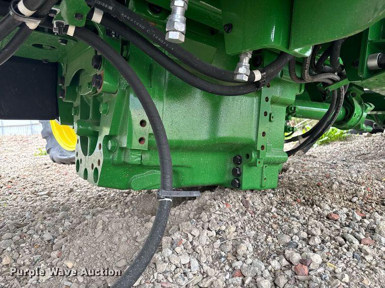 image for item YA0526 2025 John Deere 800R spreader