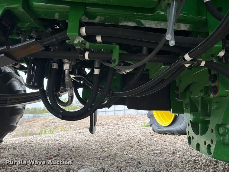 image for item YA0526 2025 John Deere 800R spreader