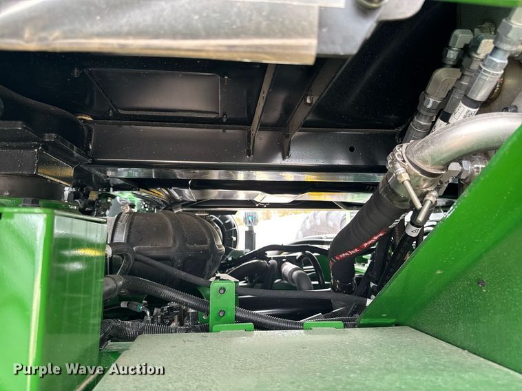 image for item YA0526 2025 John Deere 800R spreader