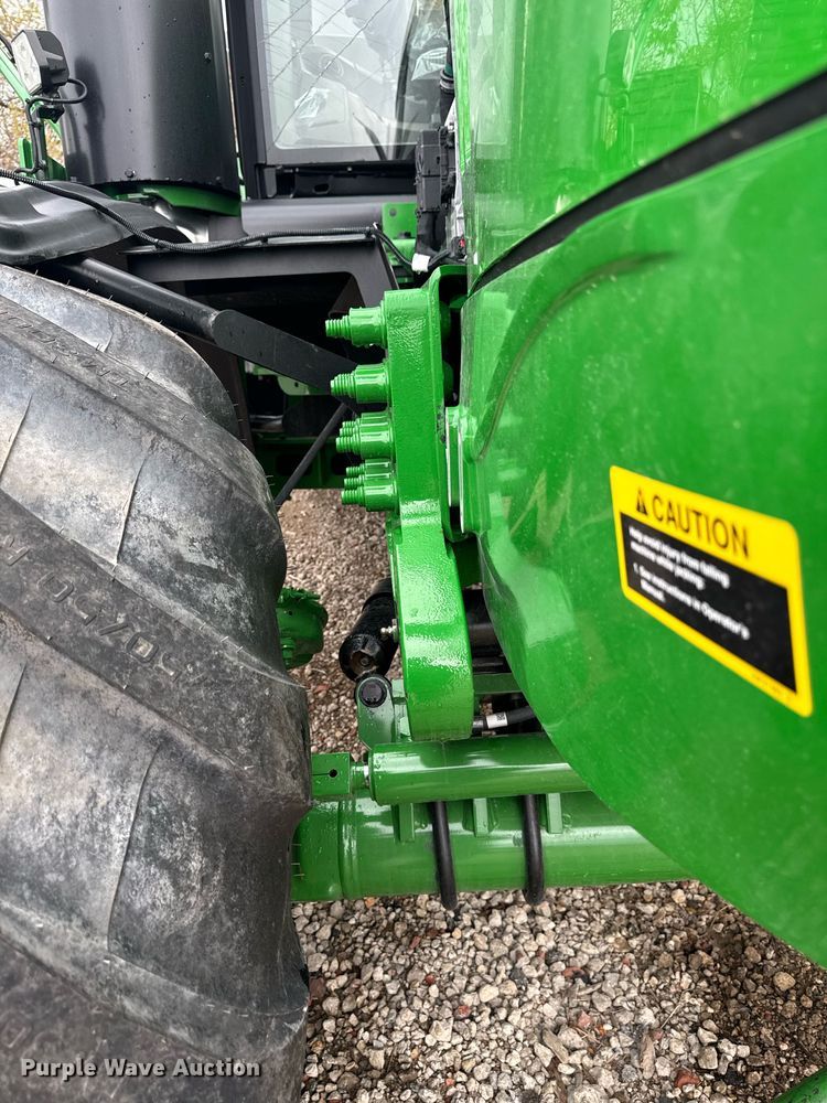 image for item YA0526 2025 John Deere 800R spreader