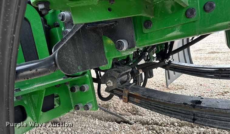 image for item YA0526 2025 John Deere 800R spreader