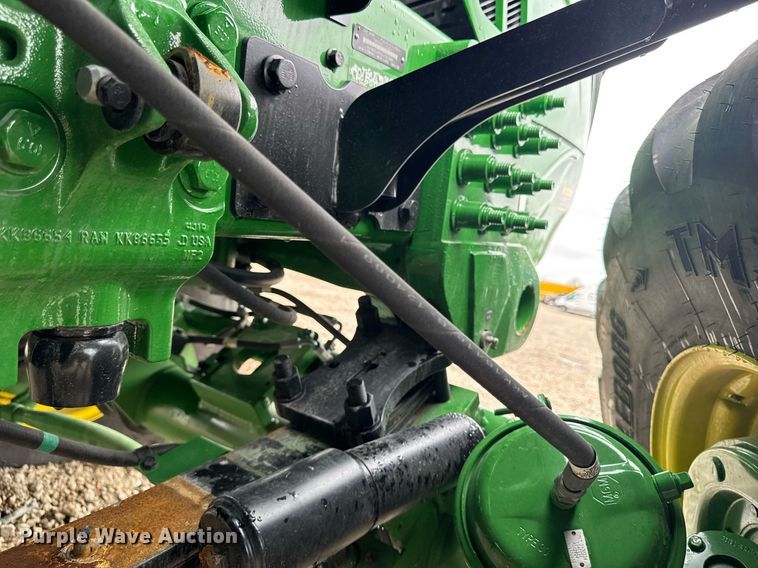 image for item YA0526 2025 John Deere 800R spreader