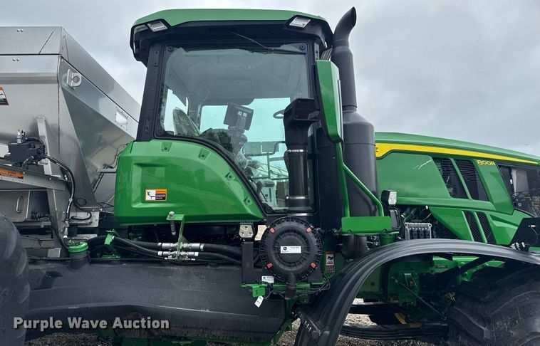 image for item YA0526 2025 John Deere 800R spreader
