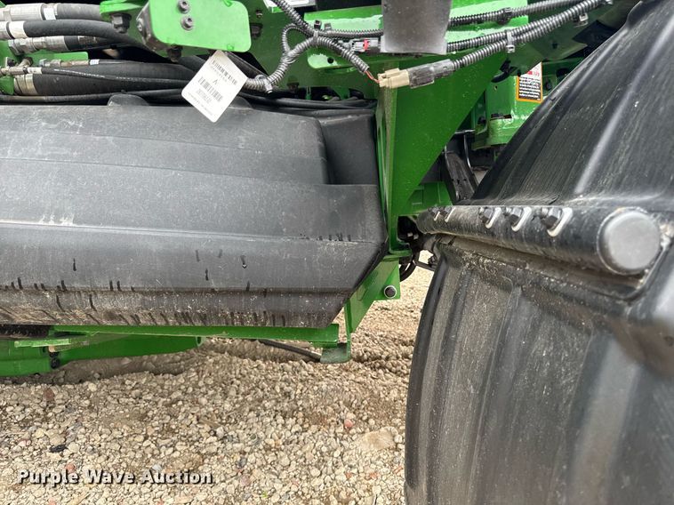 image for item YA0526 2025 John Deere 800R spreader