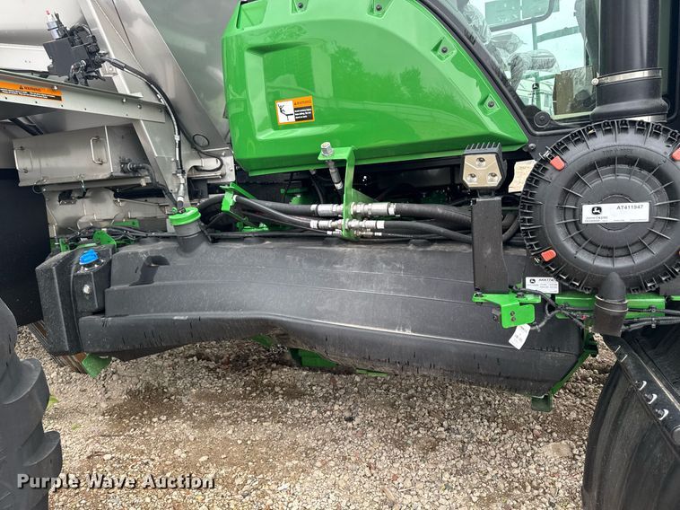 image for item YA0526 2025 John Deere 800R spreader