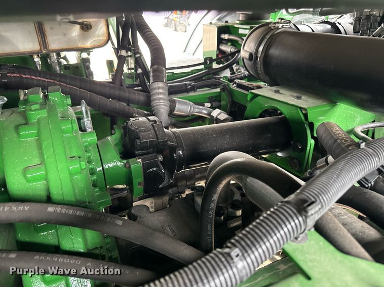 image for item YA0526 2025 John Deere 800R spreader