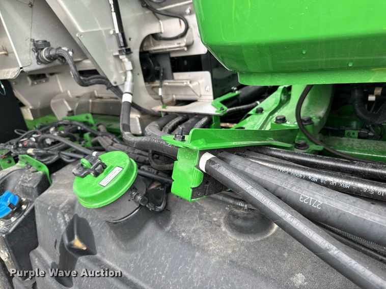 image for item YA0526 2025 John Deere 800R spreader