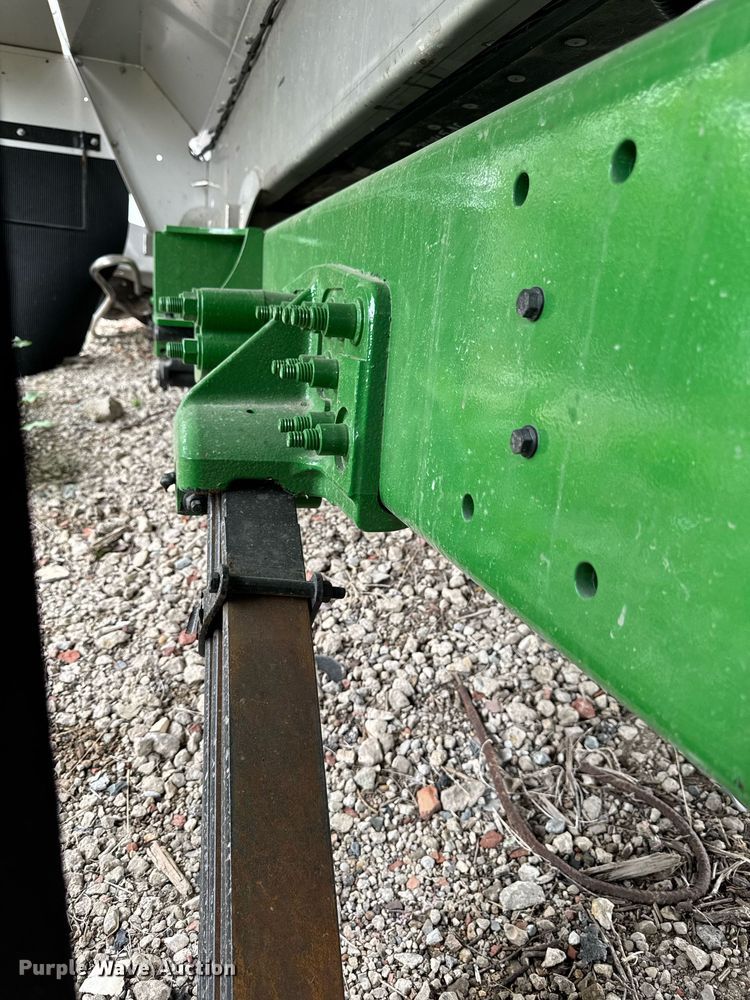 image for item YA0526 2025 John Deere 800R spreader