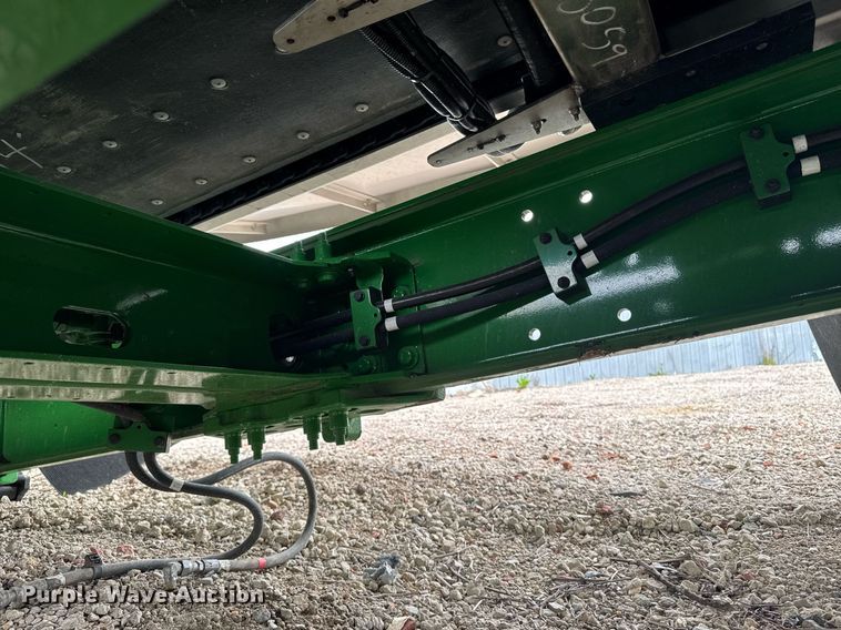 image for item YA0526 2025 John Deere 800R spreader