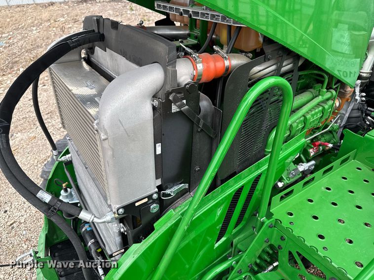 image for item YA0526 2025 John Deere 800R spreader