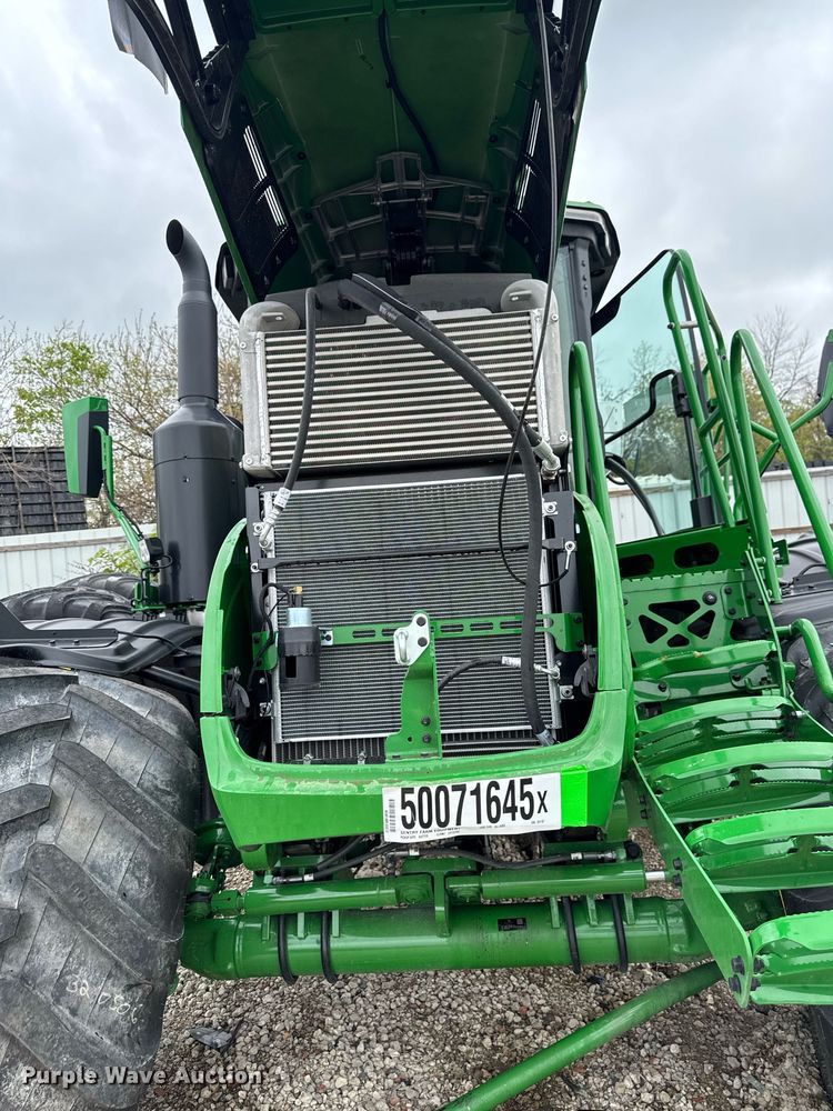 image for item YA0526 2025 John Deere 800R spreader