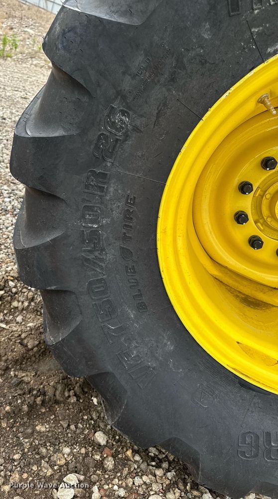 image for item YA0526 2025 John Deere 800R spreader