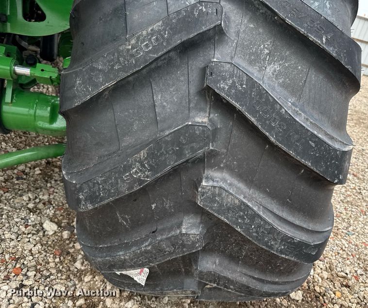 image for item YA0526 2025 John Deere 800R spreader