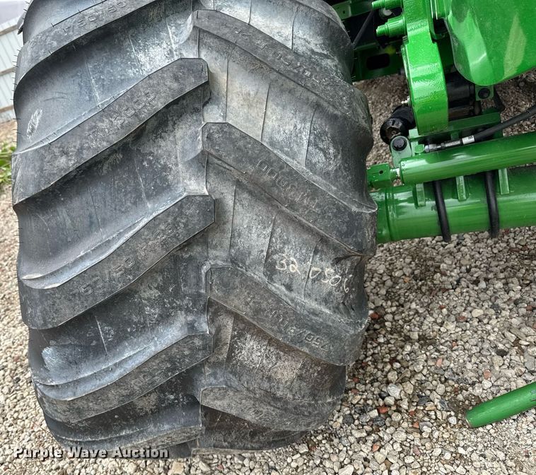 image for item YA0526 2025 John Deere 800R spreader