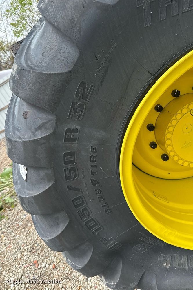 image for item YA0526 2025 John Deere 800R spreader