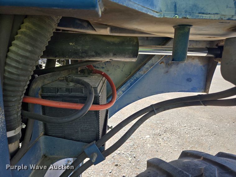 image for item YA0538 2006 Oxbo Korvan 3016 XL grape harvester