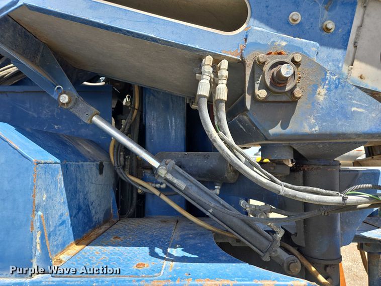 image for item YA0538 2006 Oxbo Korvan 3016 XL grape harvester