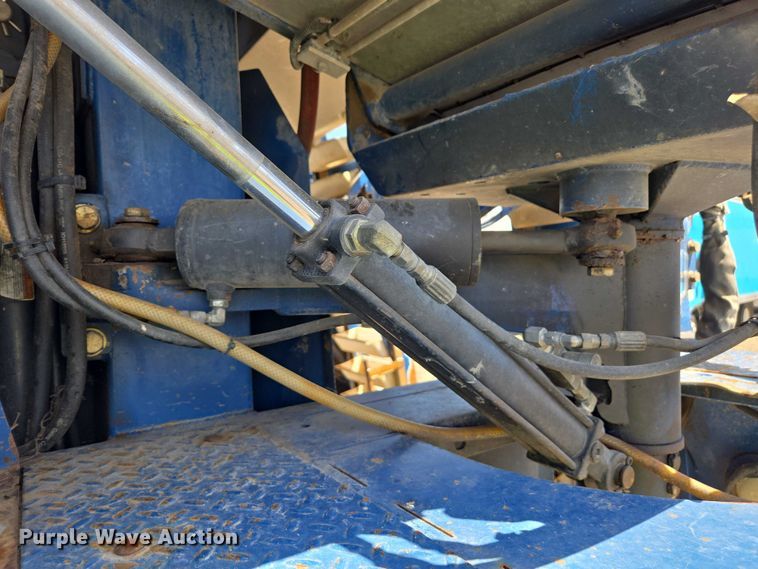 image for item YA0538 2006 Oxbo Korvan 3016 XL grape harvester