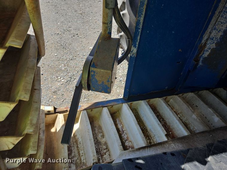 image for item YA0538 2006 Oxbo Korvan 3016 XL grape harvester