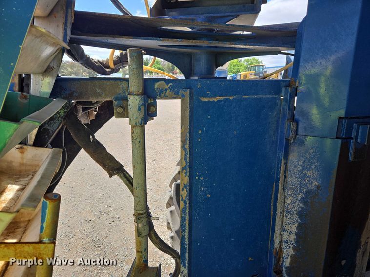 image for item YA0538 2006 Oxbo Korvan 3016 XL grape harvester