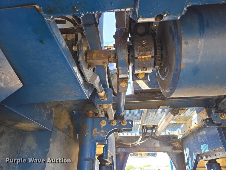 image for item YA0538 2006 Oxbo Korvan 3016 XL grape harvester