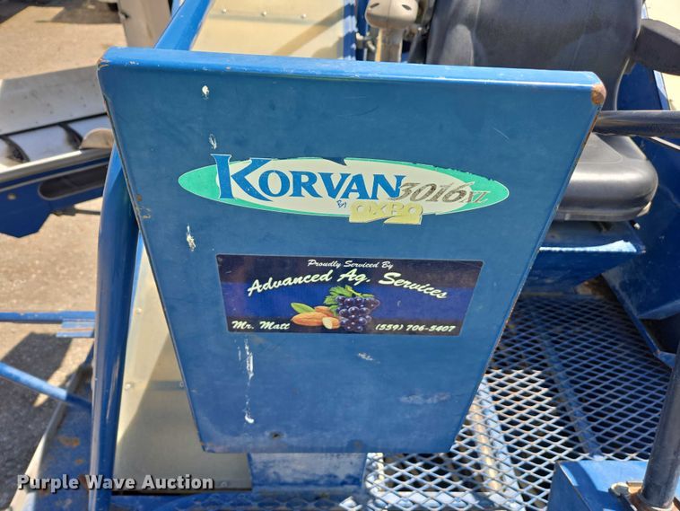 image for item YA0538 2006 Oxbo Korvan 3016 XL grape harvester