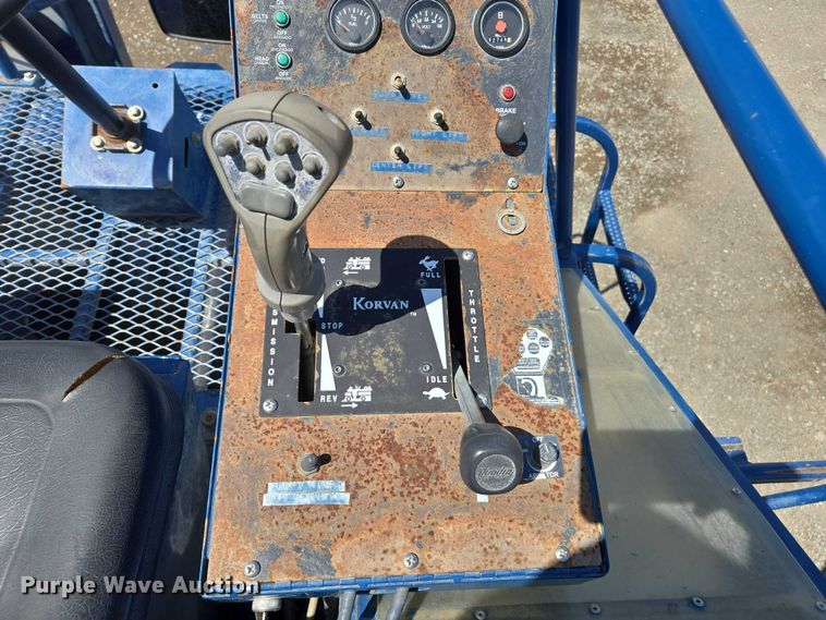 image for item YA0538 2006 Oxbo Korvan 3016 XL grape harvester