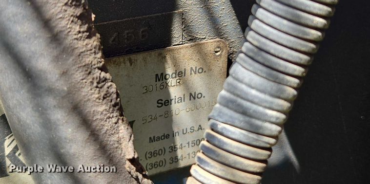 image for item YA0538 2006 Oxbo Korvan 3016 XL grape harvester