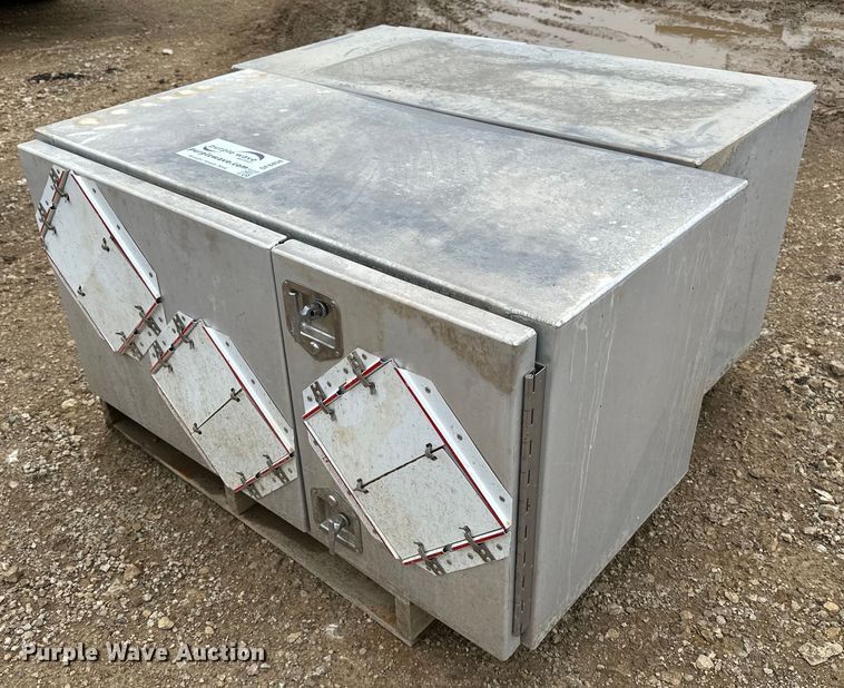 image for item DF8494 (2) toolboxes