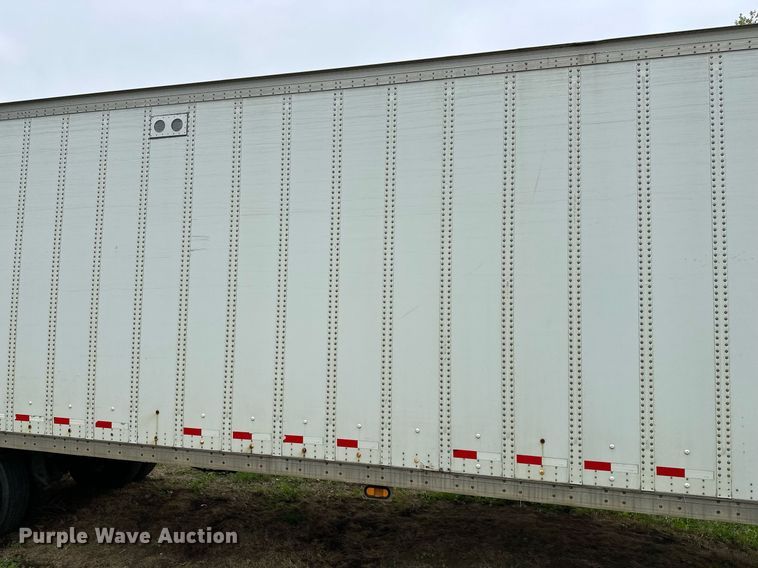image for item DF8497 2009 Wabash dry van trailer