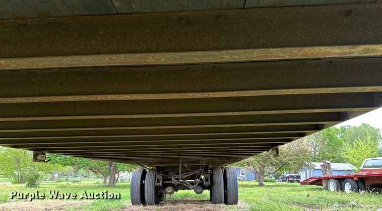 image for item DF8497 2009 Wabash dry van trailer