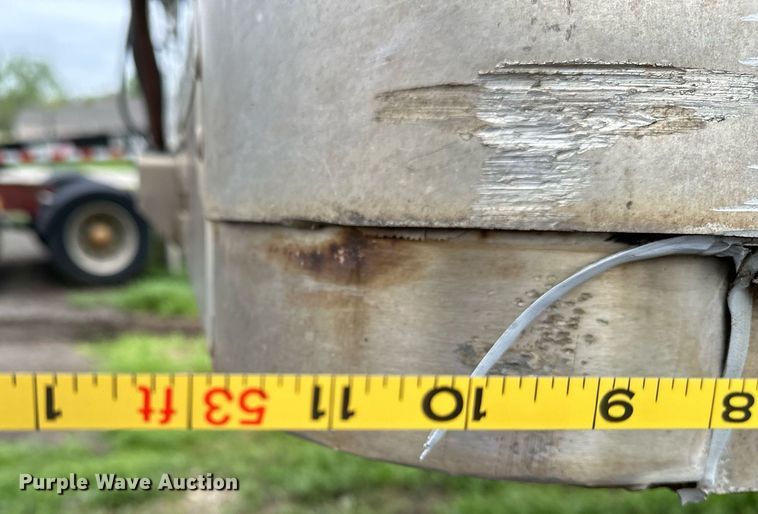 image for item DF8497 2009 Wabash dry van trailer