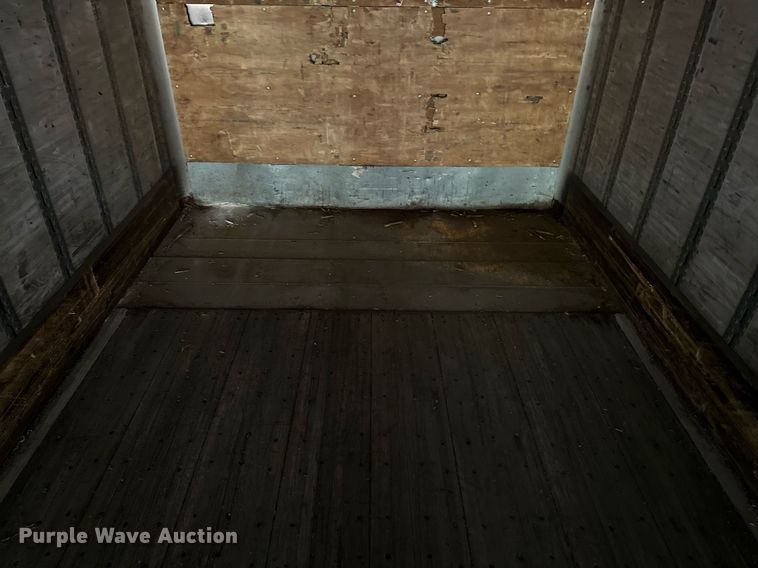 image for item DF8497 2009 Wabash dry van trailer