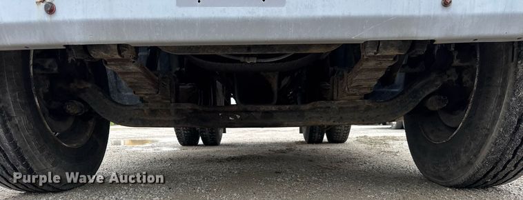 image for item DH9938 1989 International 2375 semi truck