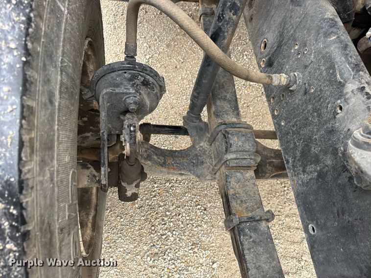 image for item DH9938 1989 International 2375 semi truck