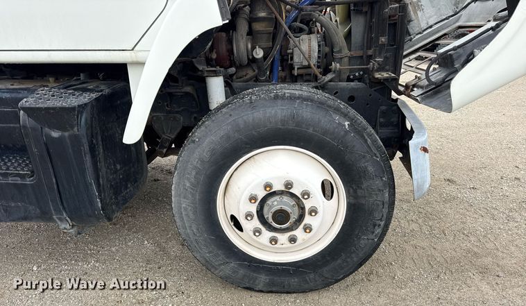 image for item DH9938 1989 International 2375 semi truck