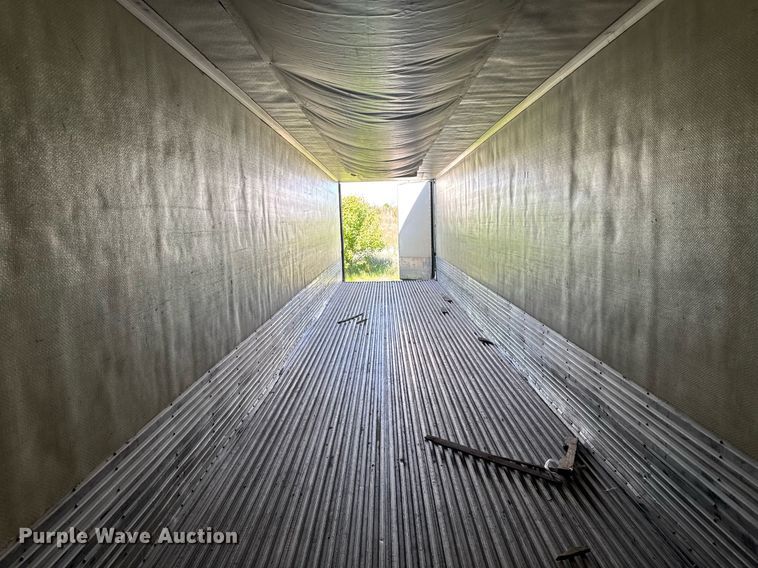 image for item DL7761 2006 Utility Trailer Manufacturer refrigerated van trailer