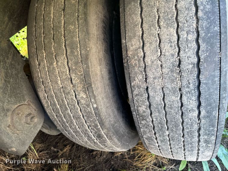 image for item DL7761 2006 Utility Trailer Manufacturer refrigerated van trailer