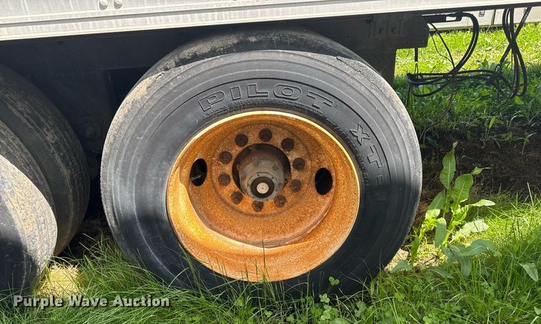 image for item DL7761 2006 Utility Trailer Manufacturer refrigerated van trailer