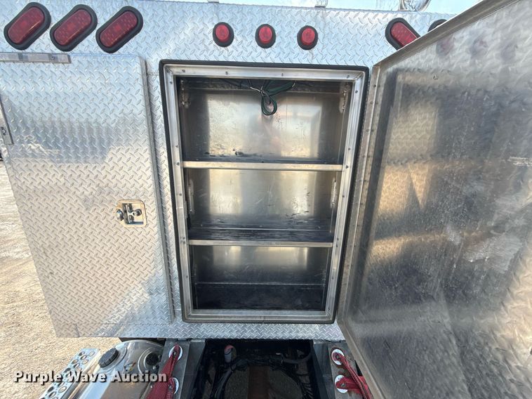 image for item DM5719 2022 Kenworth T880 semi truck