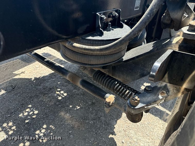 image for item DM5719 2022 Kenworth T880 semi truck