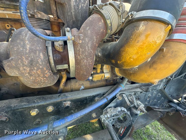 image for item DO0894 2006 Kenworth W900 semi truck