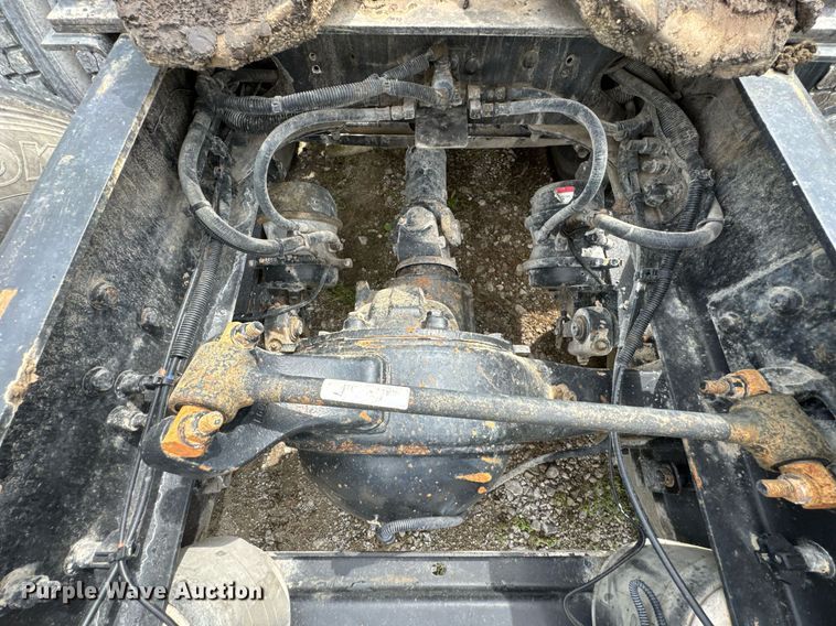 image for item DO0968 2007 Freightliner Columbia semi truck