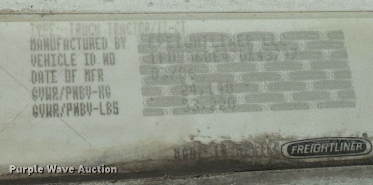 image for item DO0968 2007 Freightliner Columbia semi truck