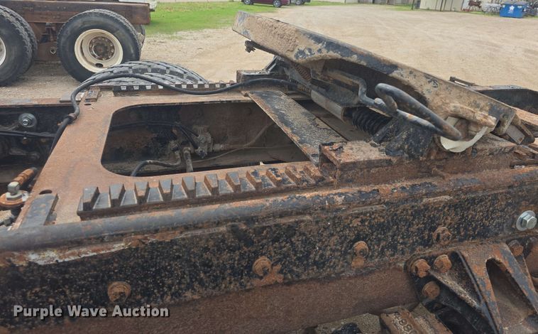 image for item DO7923 1999 Western Star 5900 semi truck