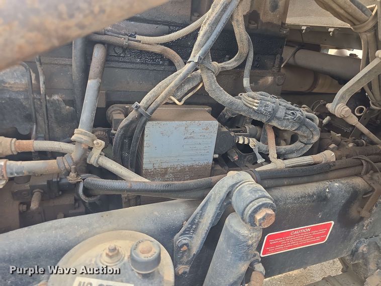 image for item DO7923 1999 Western Star 5900 semi truck