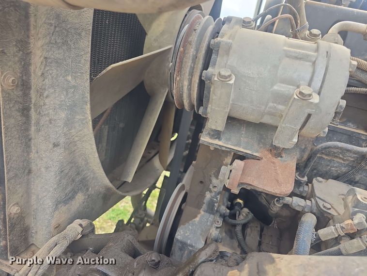 image for item DO7923 1999 Western Star 5900 semi truck