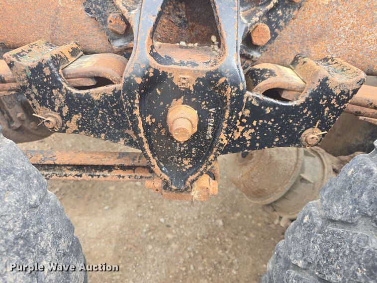 image for item DO7923 1999 Western Star 5900 semi truck